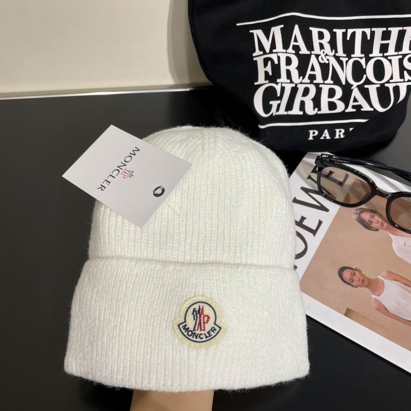 Moncler hat 35 (1)